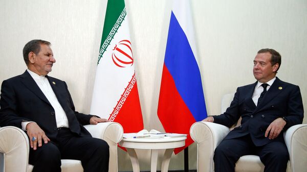 Премьер-министр РФ Д. Медведев принял участие в Первом Каспийском экономическом форуме - Sputnik Армения