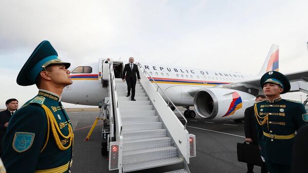 Премьер-министр Никол Пашинян прибыл с рабочим визитом в Республику Казахстан - Sputnik Армения