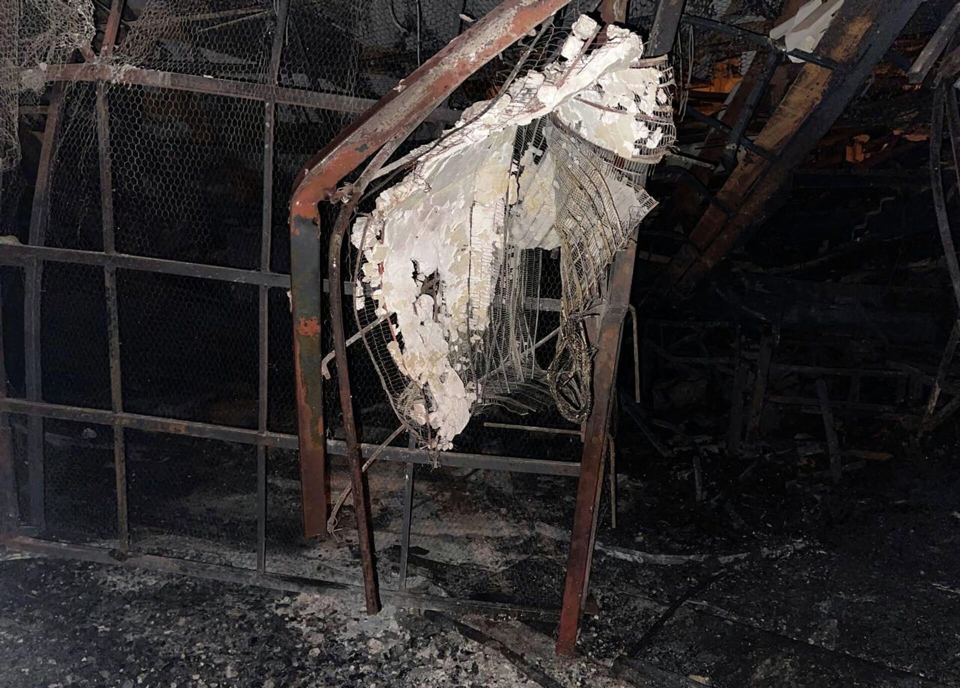 Разрушения, вызванные пожаром внутри здания тюрьмы Эвин на северо-западе Тегерана (16 октября 2022). Иран - Sputnik Արմենիա, 1920, 16.10.2022