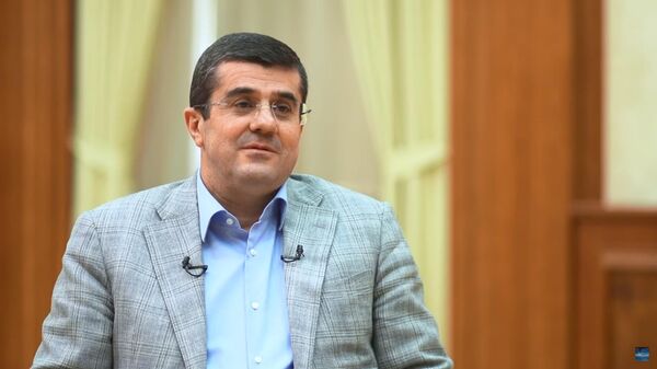 Президент Карабаха Араик Арутюнян дает интервью ARTSAKH TV NEWS (20 октября 2022). Степанакерт - Sputnik Армения
