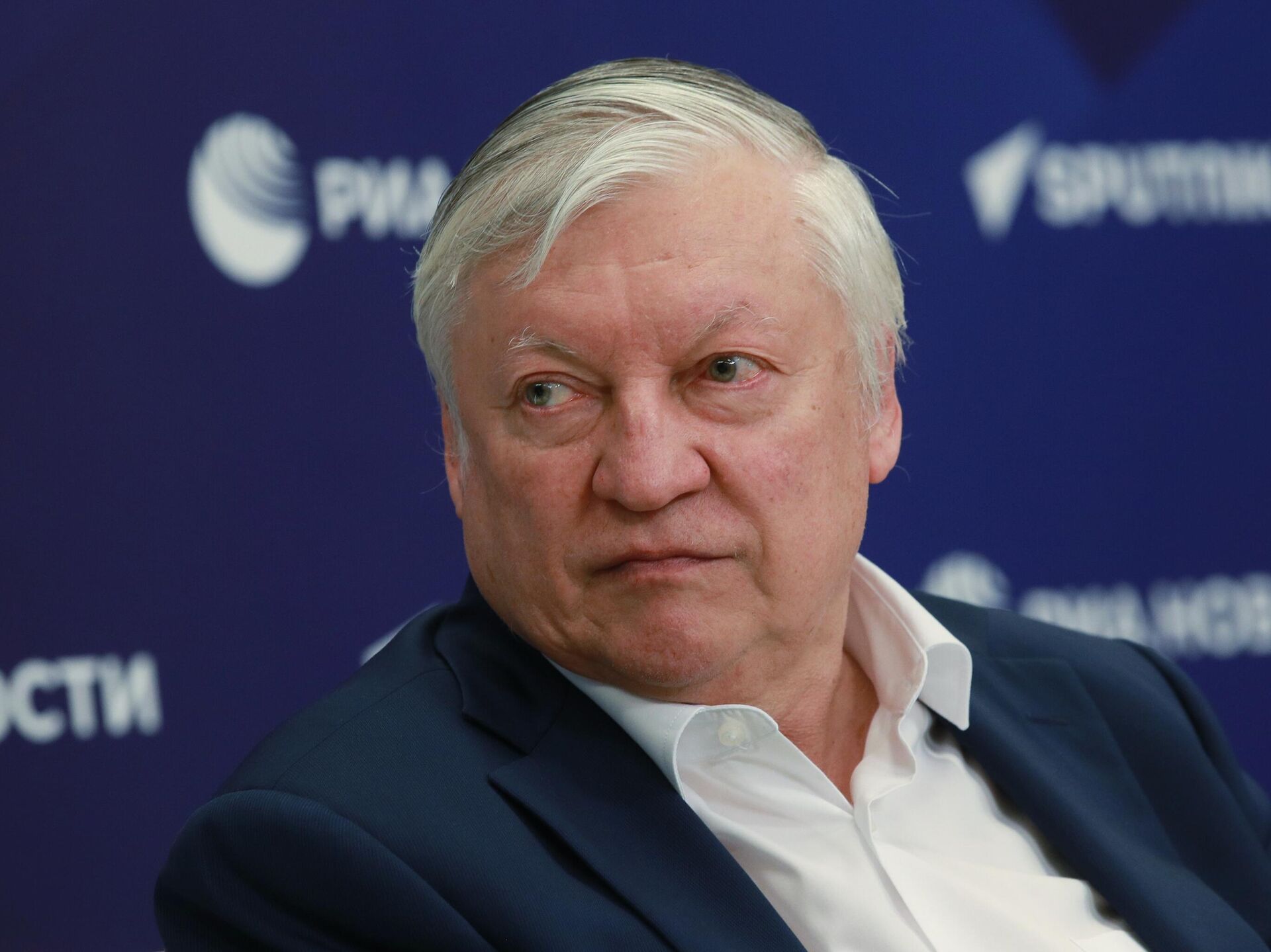 Anatoly karpov