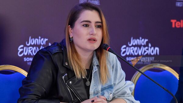 Роза Лин на пресс-конференции Детского Евровидения (8 декабря 2022). Еревaн - Sputnik Армения