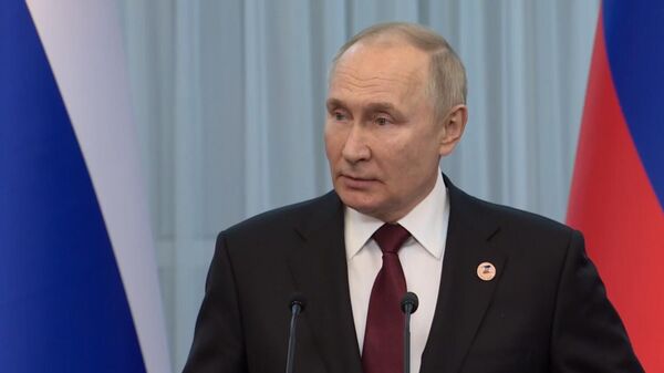 Президент РФ Владимир Путин на пресс-конференции по итогам саммита ЕАЭС (9 декабря 2022). Бишкек - Sputnik Армения
