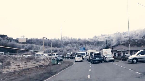 Перекрытая межгосударственная магистраль, соединяющая Карабах с Арменией - Sputnik Армения