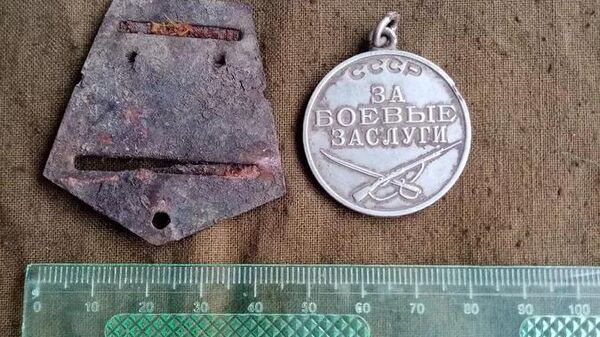 Медаль, найденная у подножия Чатыр-Дага - Sputnik Армения