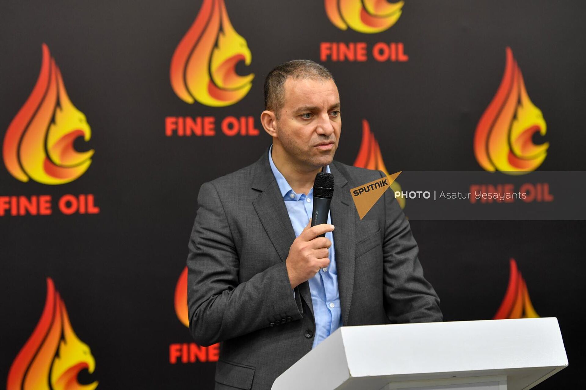 Министр экономики Ваан Керобян на открытии завода Fine Oil (16 декабря 2022). Еревaн Министр экономики Ваан Керобян на открытии завода Fine Oil (16 декабря 2022). Еревaн - Sputnik Армения, 1920, 16.12.2022
