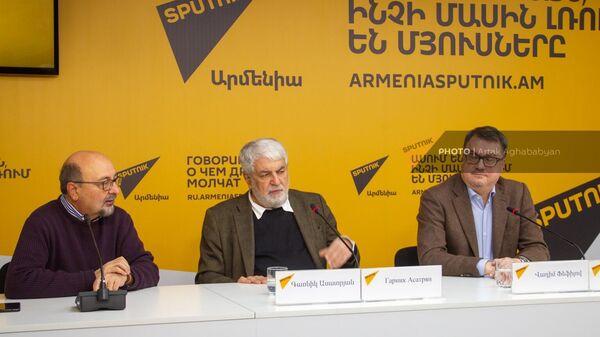 Пресс-конференция, посвященная старту II международного научного конкурса по арменоведению (19 декабря 2022). Еревaн - Sputnik Армения