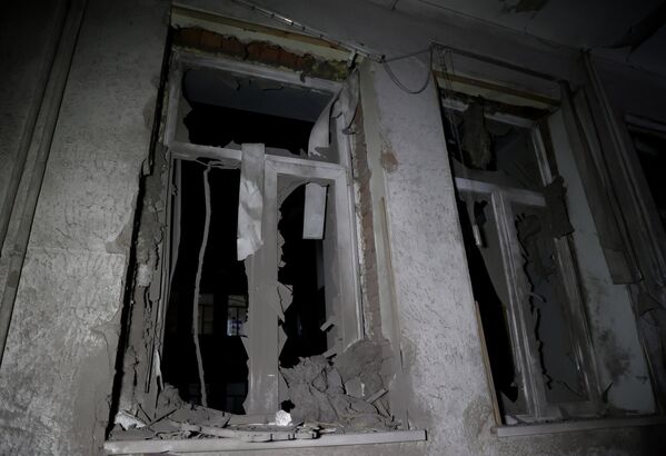 Հիվանդանոցի կոտրած պատուհանները - Sputnik Արմենիա