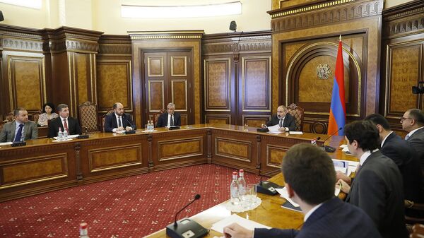 Третье заседание Инвестиционного комитета состоялось в правительстве под руководством премьер-министра Никола Пашиняна (21 декабря 2022). Еревaн - Sputnik Армения