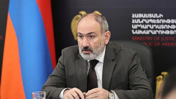 Премьер-министр Никол Пашинян посетил министерство юстиции по вопросам управления в 2022 году обсудить отчет о проделанной работе (23 декабря 2022). Еревaн - Sputnik Армения