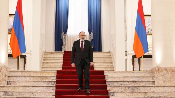 Փաշինյանն աչքի ընկավ իր հակասական մտքերով․ քաղաքագետը վերլուծում է վարչապետի ասուլիսը - Sputnik Արմենիա