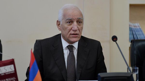 Президент Армении Ваагн Хачатурян  - Sputnik Армения