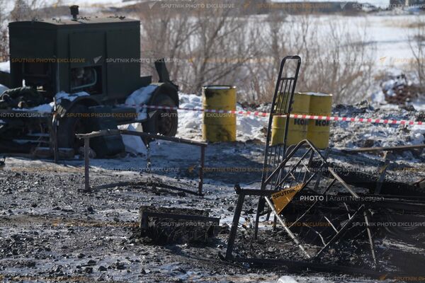 Сгоревшая воинская часть в селе Азат (19 января 2023). Гегаркуник - Sputnik Армения