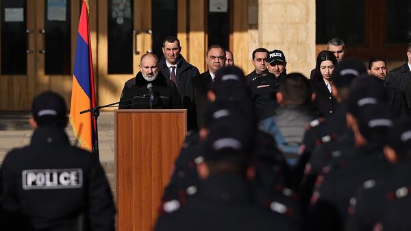Премьер-министр Никол Пашинян на церемонии запуска работы подразделения патрульно-постовой службы (21 января 2023). Котайк - Sputnik Армения