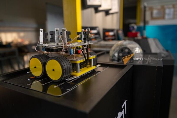 «Այբ» դպրոցի նախագծային ուսումնառության ինժեներական ակումբի սաների պատրաստած սարքերից մեկը - Sputnik Արմենիա