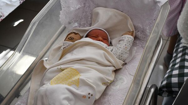 11-й ребенок семьи Кесаблян, новорожденный Гор (4 февраля 2023). Армавир - Sputnik Армения