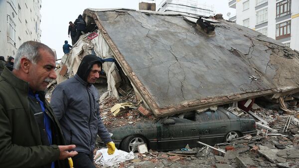 Последствия землетрясения в Диярбакыре (6 февраля 2023). Турция - Sputnik Армения