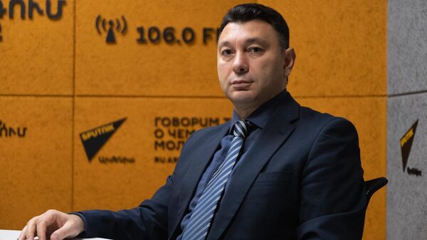 Эдуард Шармазанов в гостях радио Sputnik - Sputnik Արմենիա