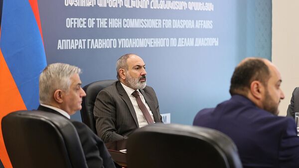 Նիկոլ Փաշինյանն այսօր այցելել է Սփյուռքի գործերի գլխավոր հանձնակատարի գրասենյակ - Sputnik Արմենիա