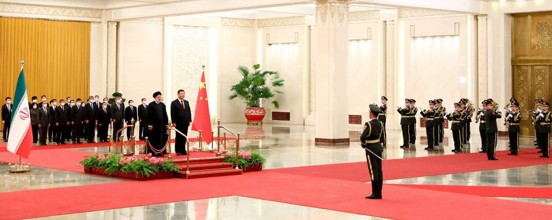 Встреча лидеров Китая и Ирана Си Цзиньпина и Эбрахима Раиси (14 февраля 2023). Пекин - Sputnik Армения, 1920, 16.02.2023