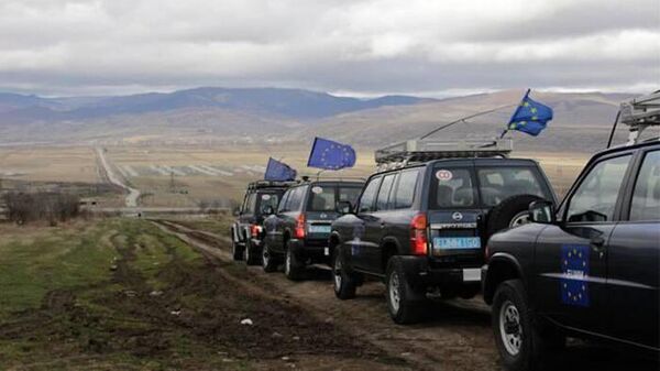 Автомобили гражданской миссии ЕС в Армении - Sputnik Армения