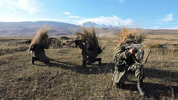 Военнослужащие специального назначения ЮВО в Армении отразили нападение условного противника в рамках тренировки - Sputnik Армения