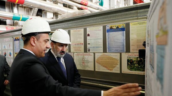 Премьер-министр Никол Пашинян посетил Армянскую Атомную электростанцию (6 марта 2023). Мецамор - Sputnik Армения