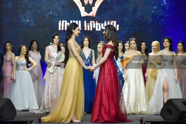 Участницы конкурса красоты Мисс Ереван (7 марта 2023). Еревaн - Sputnik Армения