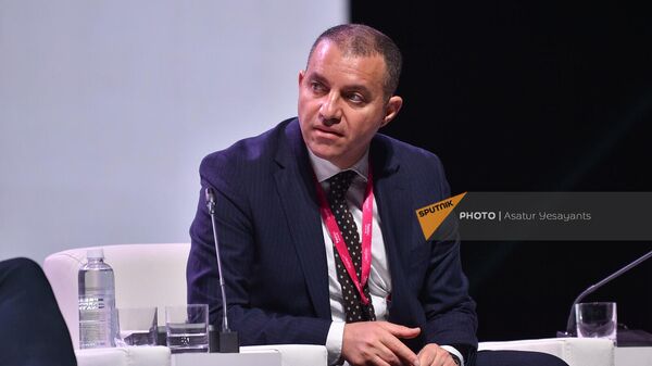 Министр экономики Ваан Керобян на официальном открытии ДиджиТек (10 марта 2023). Еревaн - Sputnik Армения