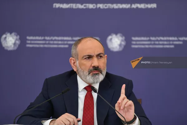 Премьер-министр Никол Пашинян проводит пресс-конференцию Премьер-министр Никол Пашинян проводит пресс-конференцию - Sputnik Армения