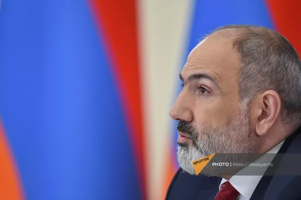 Премьер-министр Никол Пашинян проводит пресс-конференцию Премьер-министр Никол Пашинян проводит пресс-конференцию - Sputnik Армения