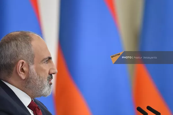 Премьер-министр Никол Пашинян проводит пресс-конференцию Премьер-министр Никол Пашинян проводит пресс-конференцию - Sputnik Армения