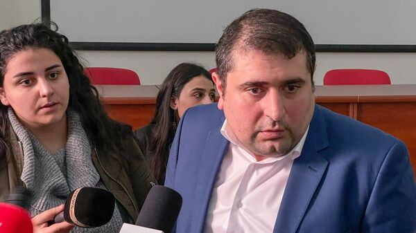 Проректор Госуниверситета имени Брюсова Цолак Акопян отвечает на вопросы журналистов (15 марта 2023). Еревaн - Sputnik Армения
