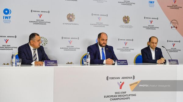Կարեն Գիլոյան, Արայիկ  Հարությունյան, Արայիկ Ալավերդյան - Sputnik Արմենիա