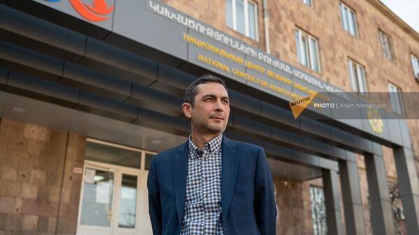 Կախվածությունների բուժման ազգային կենտրոնի տնօրեն Սուրեն Նազինյանը - Sputnik Արմենիա