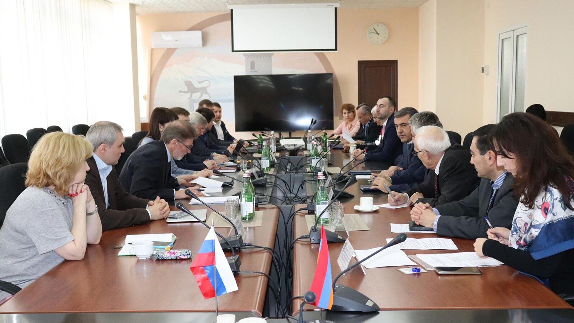 В рамках проекта ААЭС-2 состоялось первое заседание совместной армяно-российской рабочей группы по подготовке кадров (24 марта 2023). Мецамор - Sputnik Армения, 1920, 27.03.2023