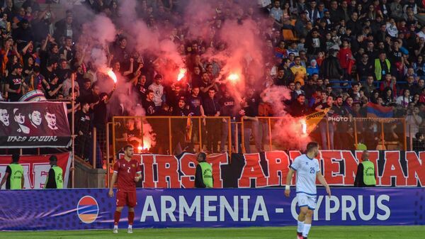 Tоварищеский матч между Арменией и Кипром на Республиканском стадионе (28 марта 2023). Еревaн - Sputnik Армения