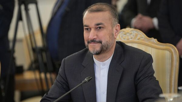 Министр иностранных дел Ирана Хоссейн Амир Абдоллахиян во время встречи с российским коллегой (29 марта 2023). Москвa - Sputnik Армения