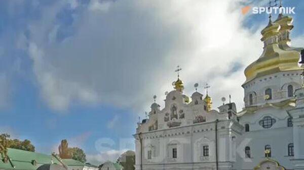 Православный мир встал в поддержку канонической УПЦ и высказывается против гонений на священников Киево-Печерской лавры - Sputnik Армения