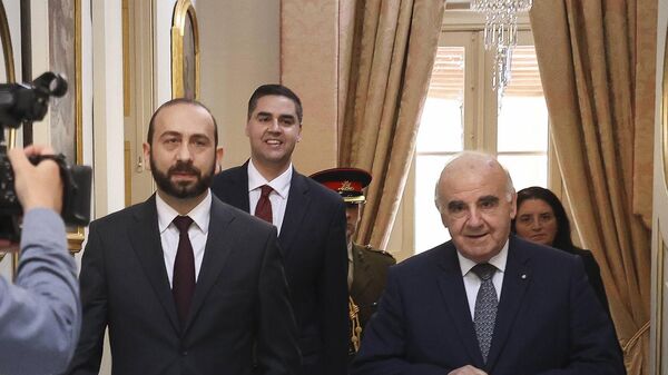Президент Мальты Джордж Велла принял министра иностранных дел Армении Арарата Мирзояна (30 марта 2023). Валеттa - Sputnik Армения