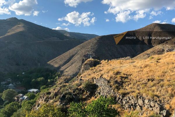 Стены крепости Бжни - Sputnik Армения