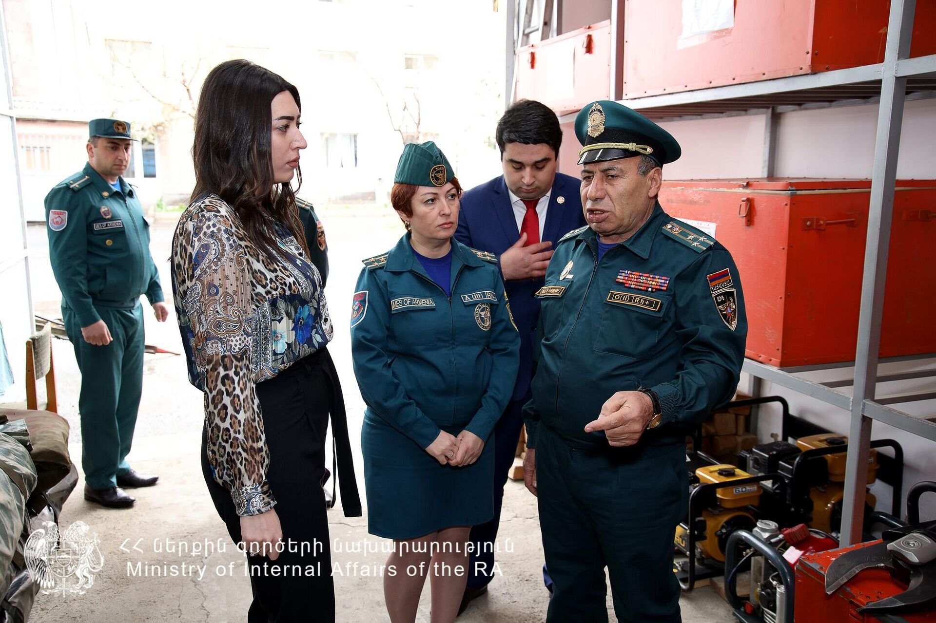 Замминистра внутренних дел Арпине Саркисян посетила Государственную академию кризисного управления, переданную в ведение МВД (8 апреля 2023). Еревaн Замминистра внутренних дел Арпине Саркисян посетила Государственную академию кризисного управления, переданную в ведение МВД (8 апреля 2023). Еревaн - Sputnik Արմենիա, 1920, 08.04.2023