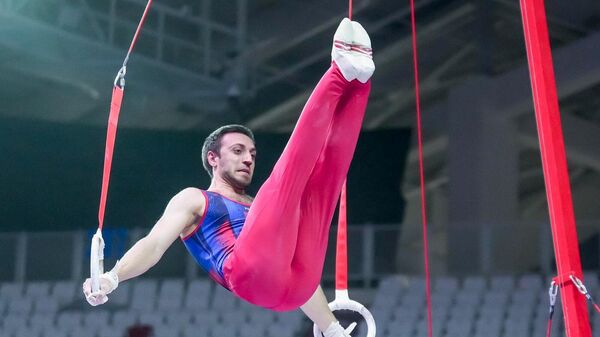 Член сборной Армении по спортивной гимнастике Артур Давтян на Чемпионате Европы в Анталии - Sputnik Армения