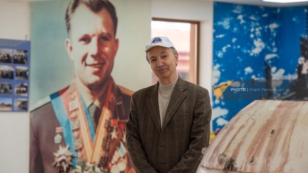 Директор Музея космоса, сын Григора Гурзадяна Ваагн - Sputnik Армения