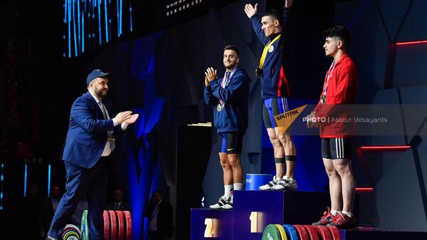 Гор Саакян стал чемпионом Европы по тяжелой атлетике (17 апреля 2023). Еревaн - Sputnik Армения