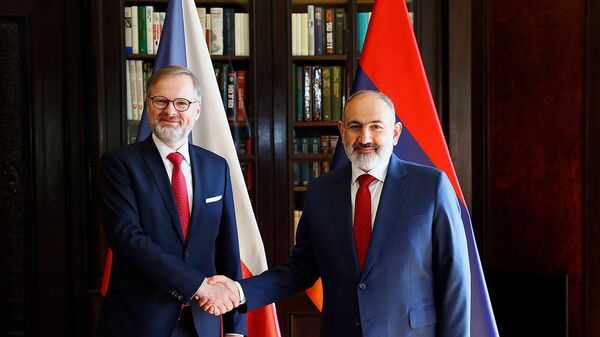 Встреча премьер-министров Армении и Чехии Никола Пашиняна и Петра Фиалы (4 мая 2023). Прага - Sputnik Армения