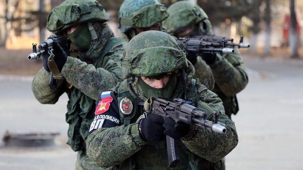 Հարավային ռազմական օկրուգի ռազմական ոստիկանության զինծառայողները - Sputnik Արմենիա