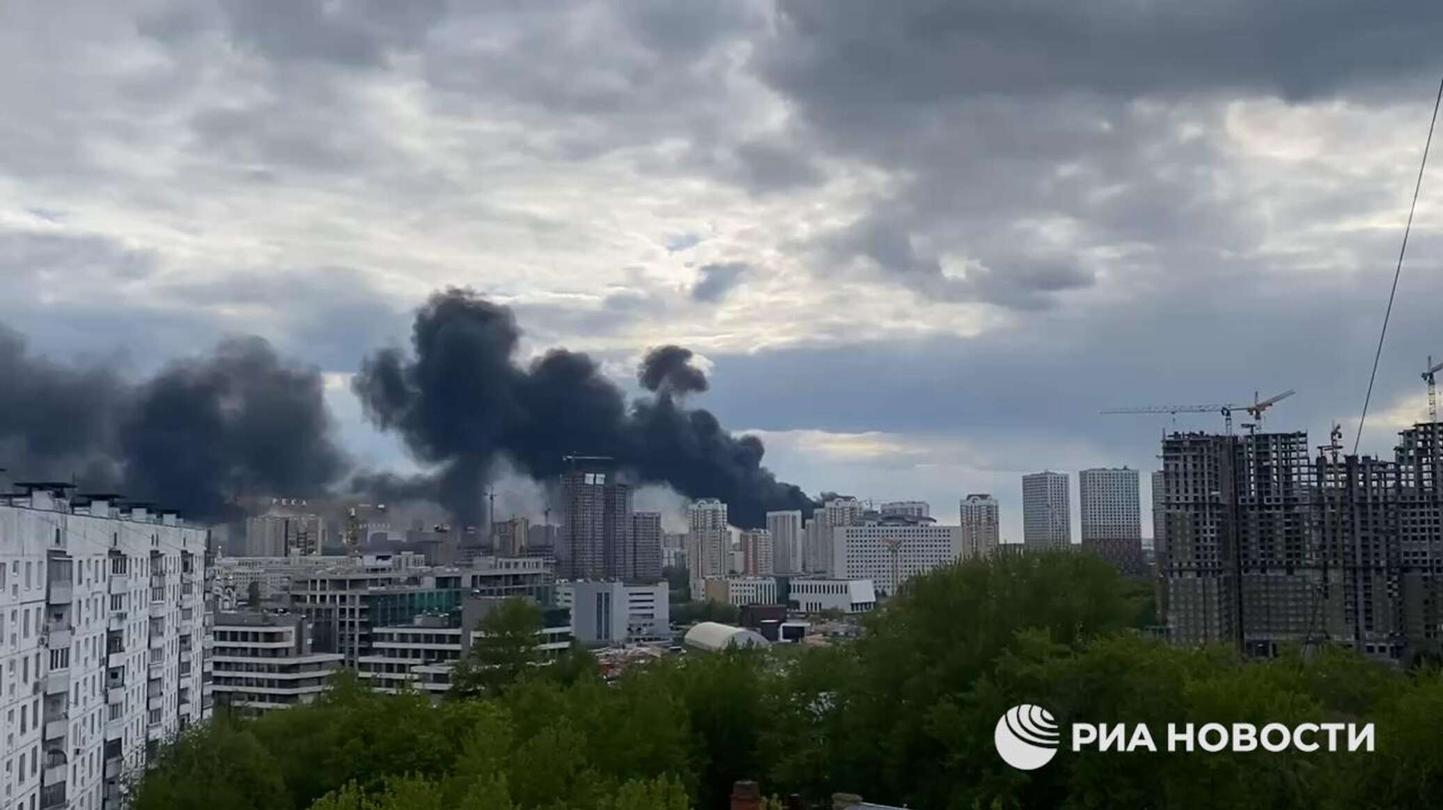 Пожар в жилом доме на тимирязевской улице дом 9 москва 24 января 2023 год. Что горит на западе сейчас. Пожар в москве 2021. Что горит на западе сейчас. Что горит на западе сейчас.