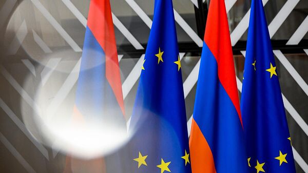 Հայաստանի և ԵՄ–ի դրոշներ - Sputnik Արմենիա