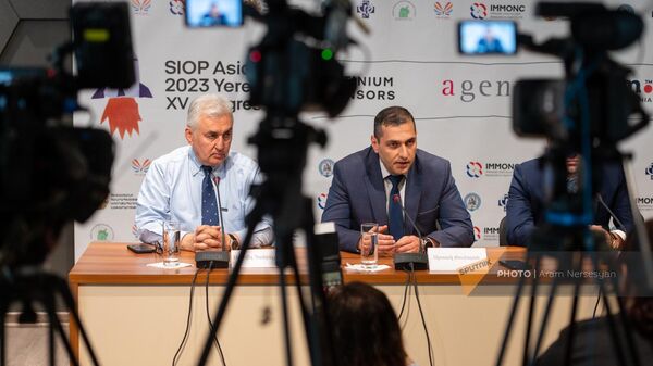 Пресс-конференция, посвященная предстоящей в Армении 15-й Азиатской конференции Международного общества детской онкологии (SIOP Asia 2023 XV Congress) Вместе против рака (18 мая 2023). Еревaн - Sputnik Армения